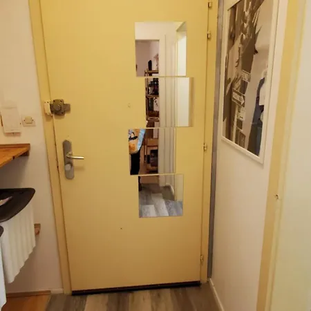 Rdc Calme Avec Parking Ferme Pres Autoroute Et Tram C Apartmán Mylhúzy